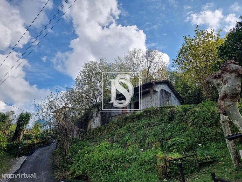 Moradia Isolada T3 em Parada do Bouro