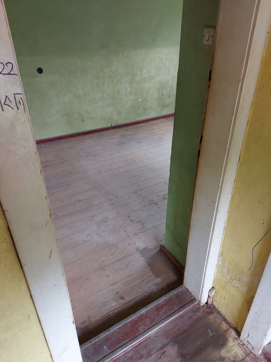 Tani Wywóz Mebli, Opróżnianie Mieszkań,Wywóz Gabarytów Gratów