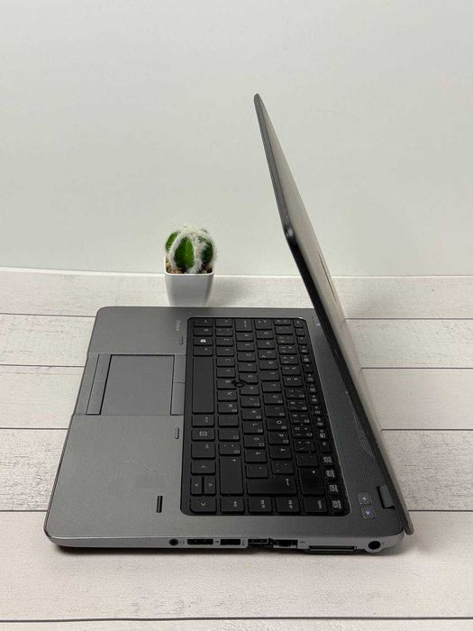 HP 840 G1 i7-4600U 8ram ssd 180gb 1920 1080