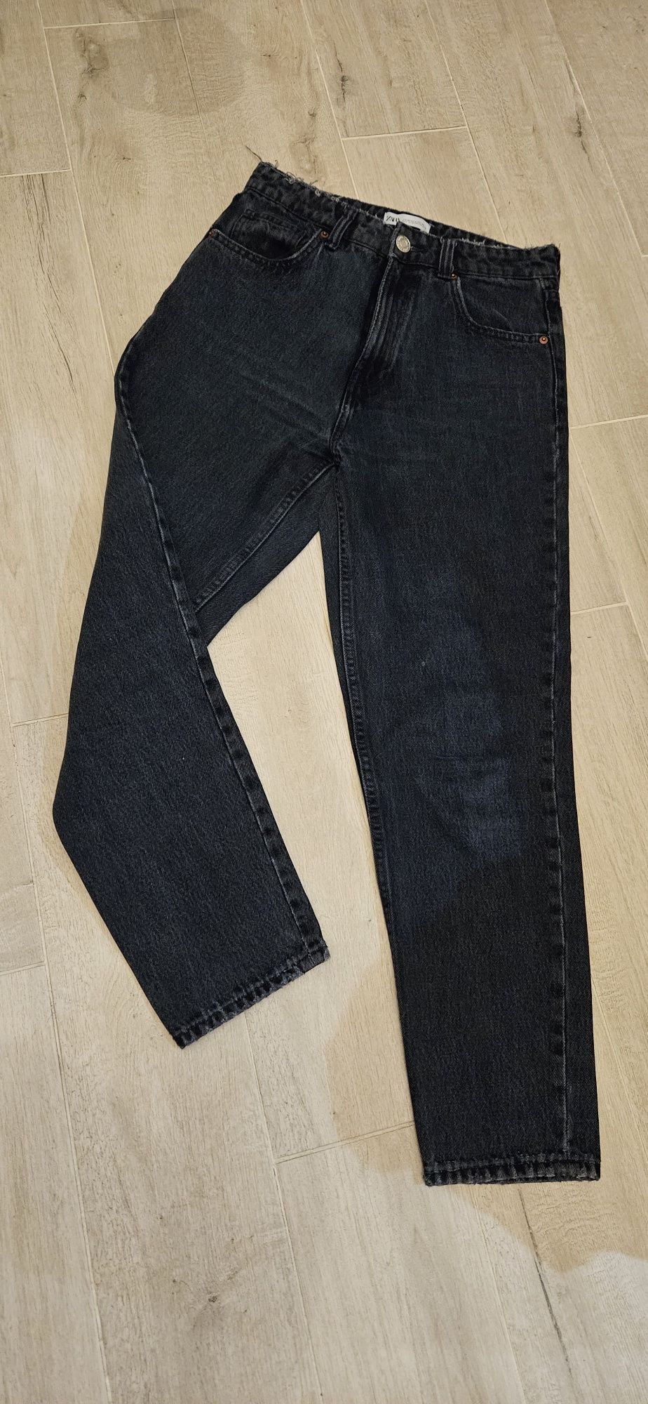 Spodnie mom Zara rozm. 36