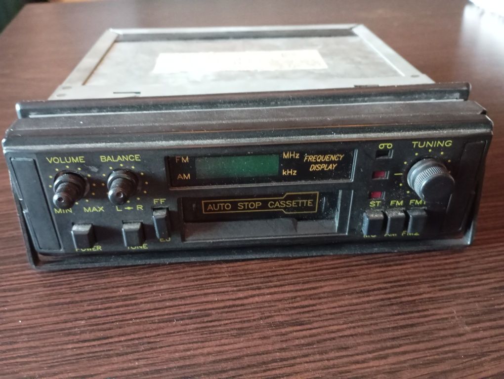 Radiomagnetofon samochodowy scolta