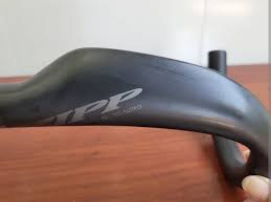 Guiador carbono marca Zippy sl aero