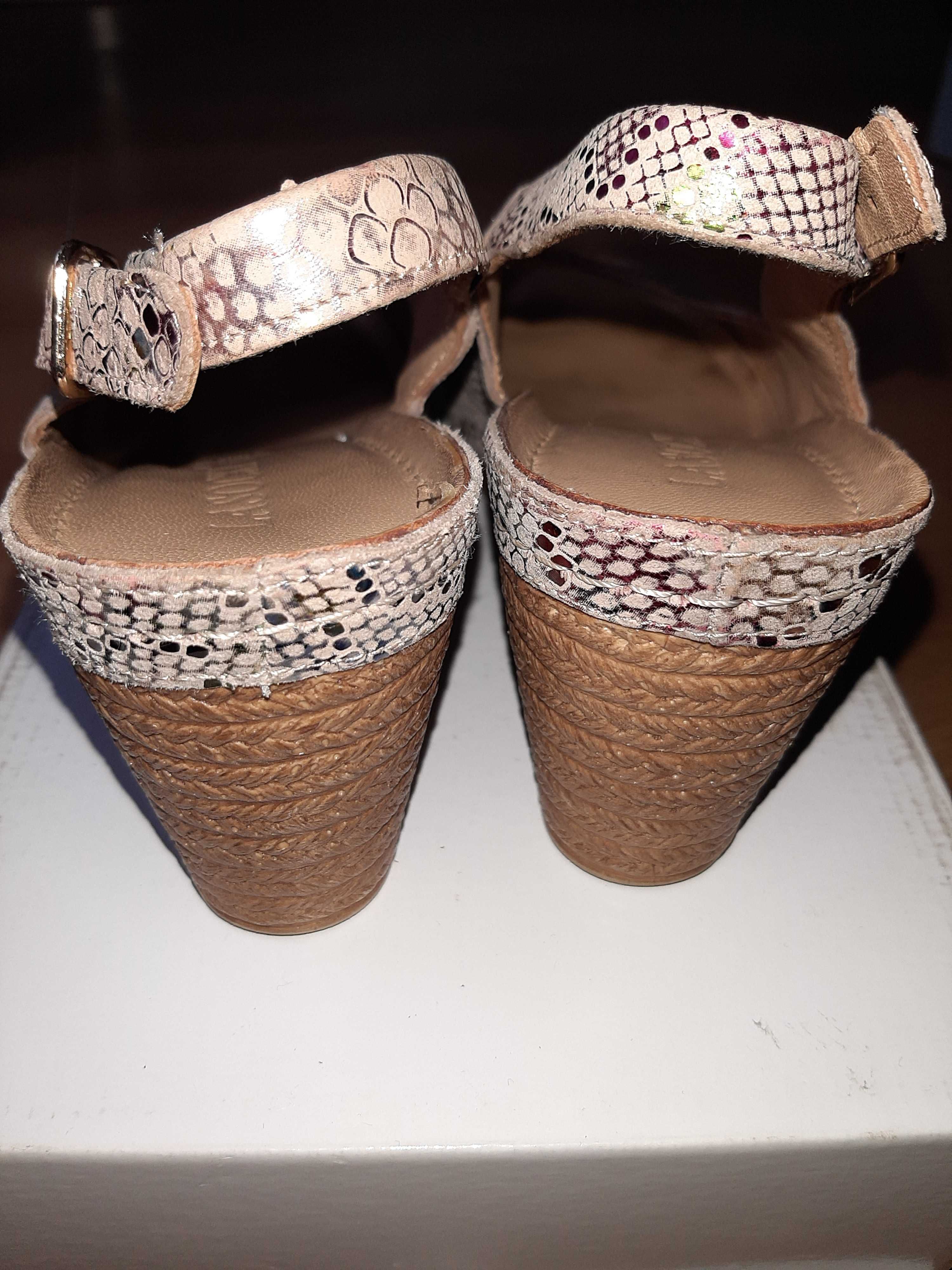 Sandały buty na koturnie skóra Lasocki r.40