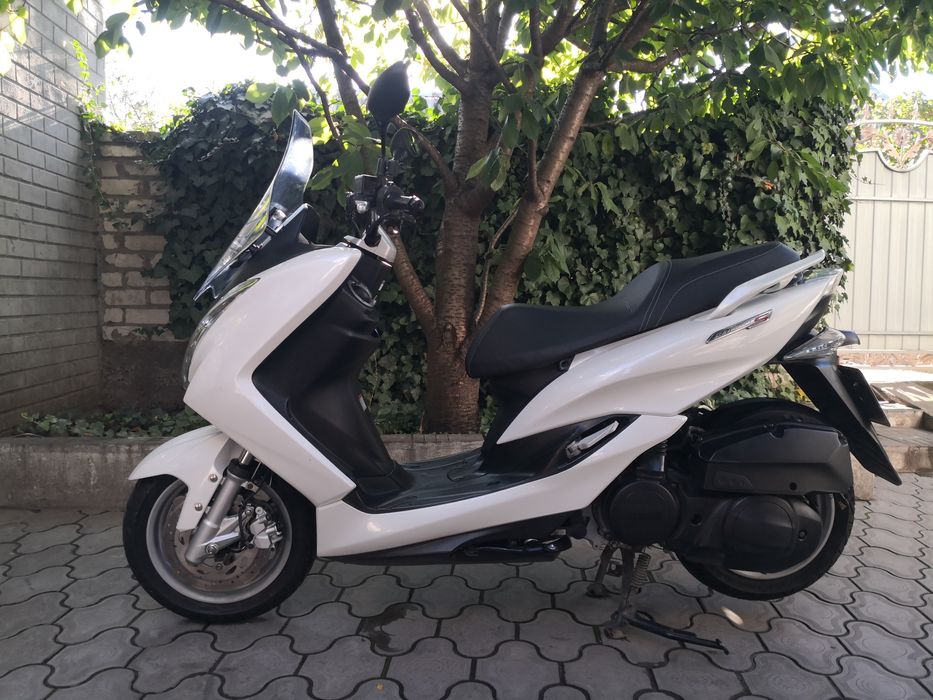 Yamaha majesty 155s