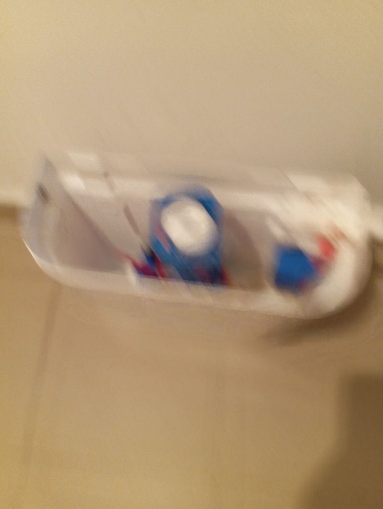 Spłuczka Zbiornik do kompakt WC ( plastikowy )