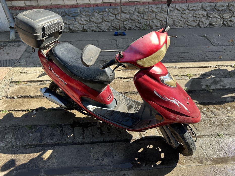 Продам скутер Мустанг