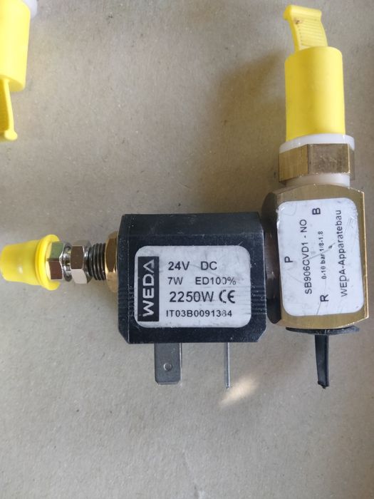 Продам електромагнітний клапан Weda 24v DC 2250w .
