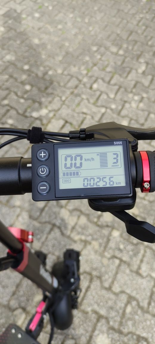 Trotinete UrbanGlide E-CROSS PRO