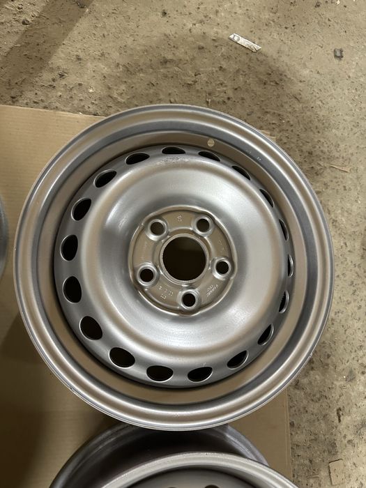 Диски металеві vw t5,t6,5/120r16,ЦО65,1