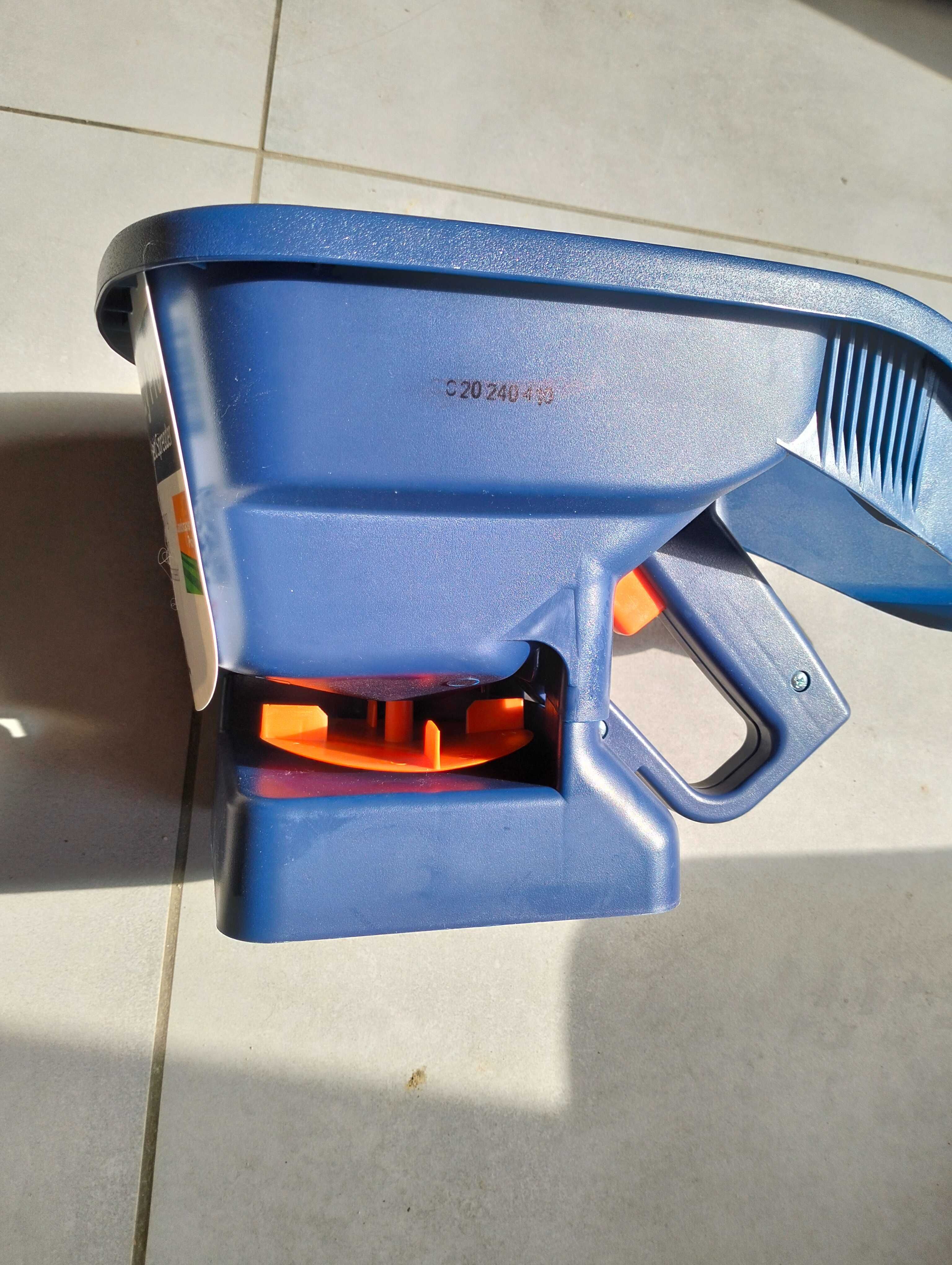 Siewnik ręczny HandyPro HandHeld BLUE ICL