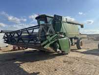 Комбайн John Deere 9500