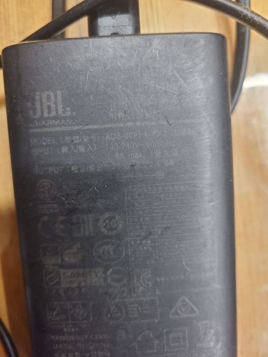 Jbl зарядка boombox
