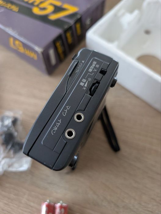 Sanyo MR-57 — легендарный рабочий ретро кассетный плеер