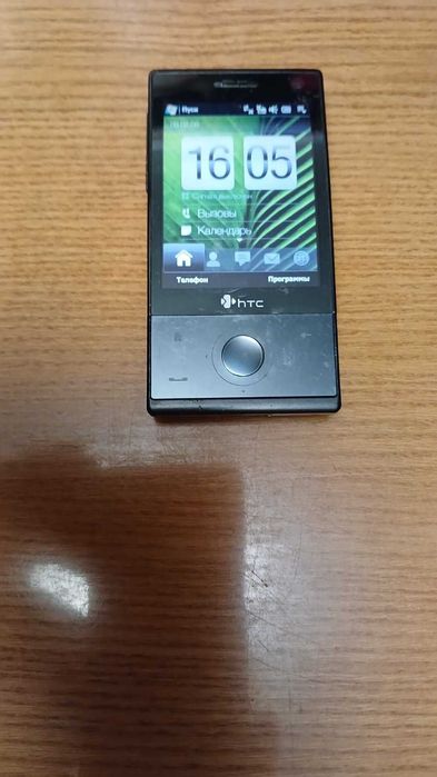 HTC Diamond + кнопочные телефоны