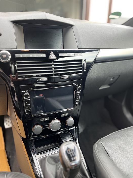 Astra cabrio 2009 rok 1.6 turbo