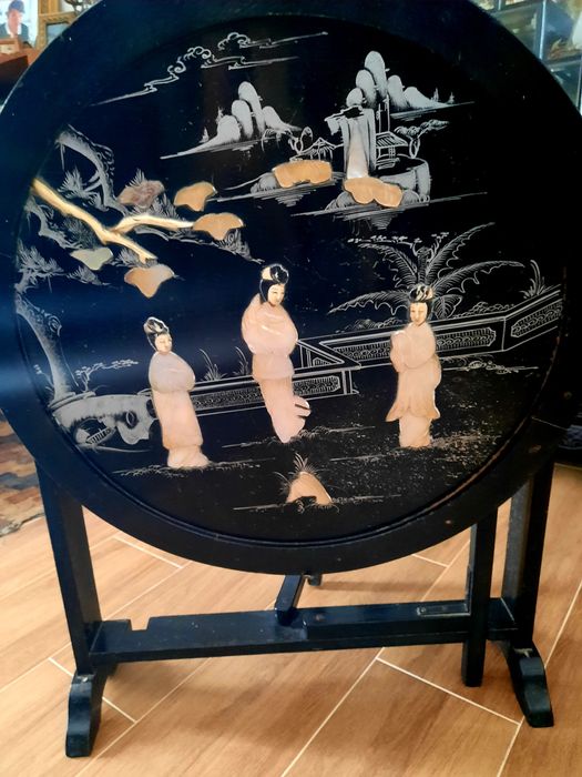 Mesa de apoio,  redonda oriental