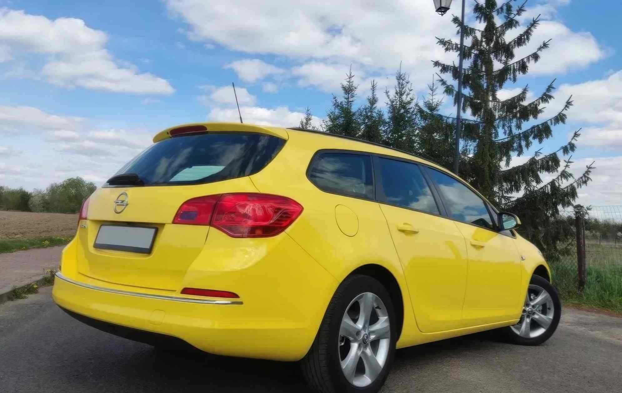 Opel   Astra   1.4