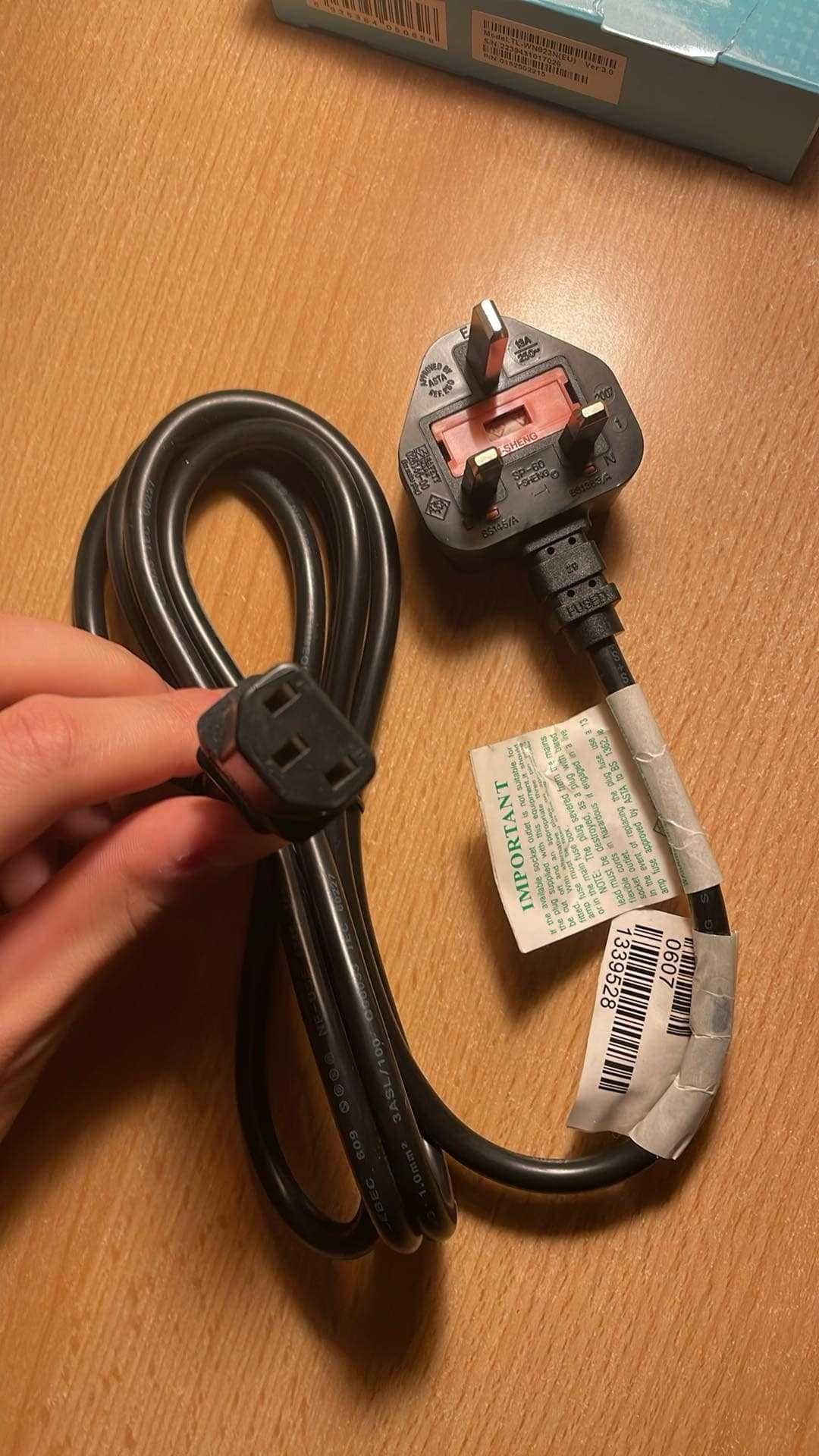 ESPE Przewód zasilający angielski C13 (3-PIN)