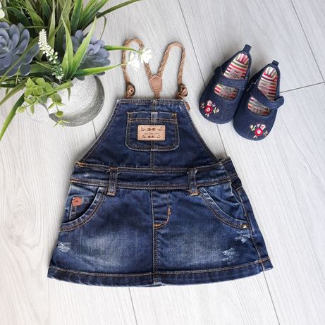Sukienka ogrodniczka jeans Zara, buty niechodki r 74, 6-9 miesięcy