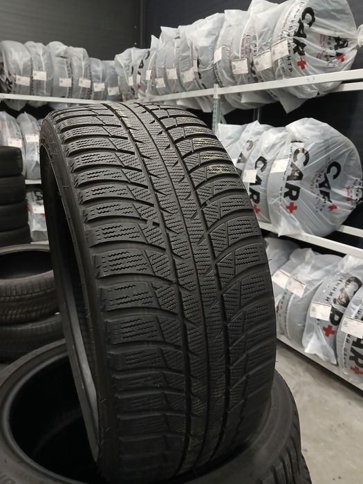 Зимові Шини БВ 225/40 R18 - BRIDGESTONE - Blizzak LM-001  Склад