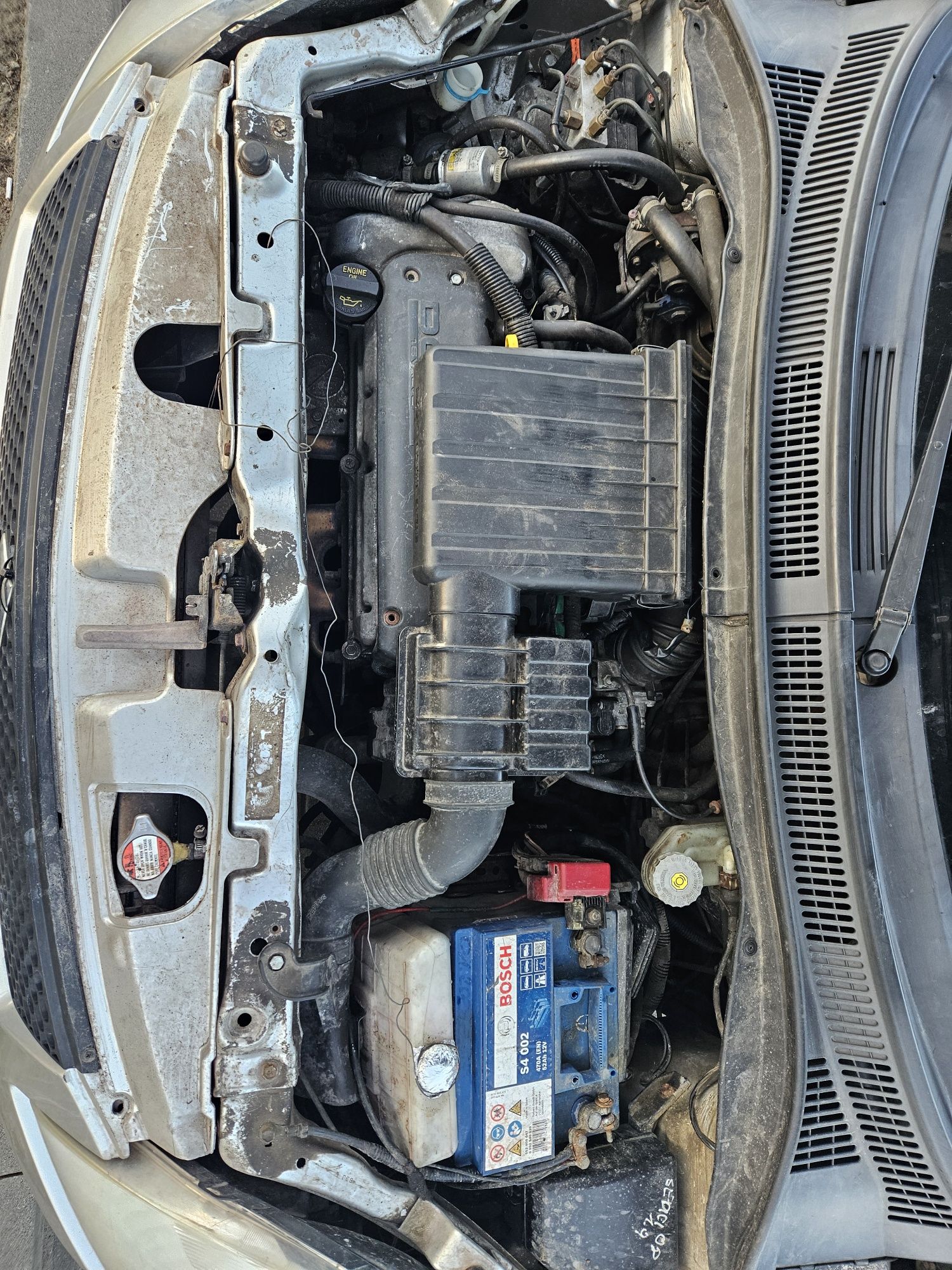 Suzuki swift 1.5 102km 2005 uszkodzony silnik
