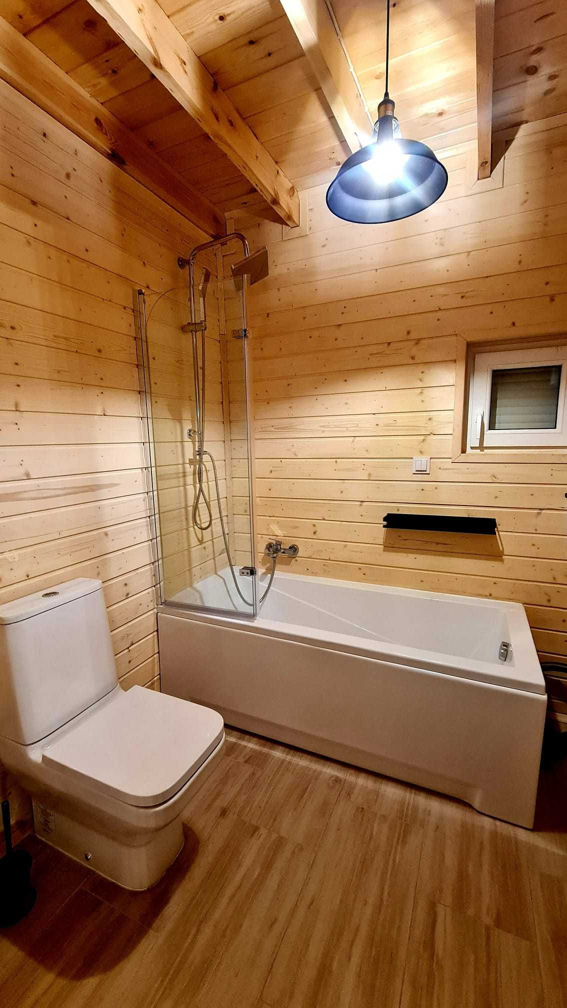 Wakacje Dom z prywatnym jacuzzi, sauna, grzyby, las, jezioro kominek