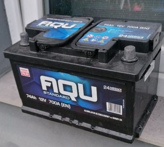 Półroczny akumulator AQU 12V 74Ah 700A P+