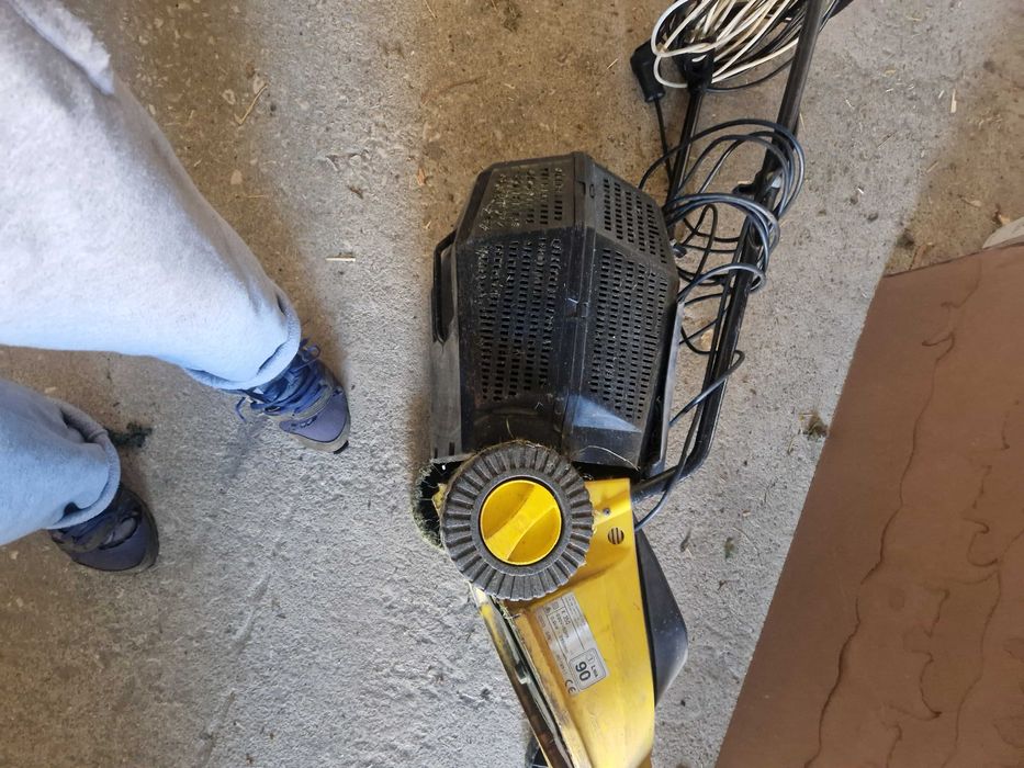 Corta relva eletrico MAC 901E