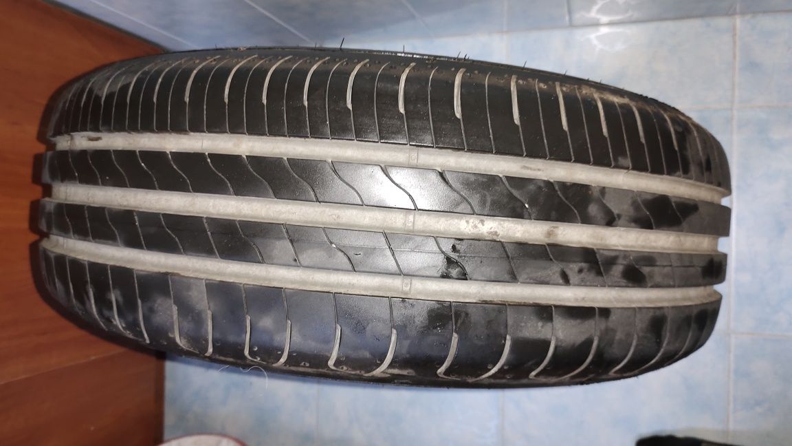 Літня гума Goodyear efficient Grip R15