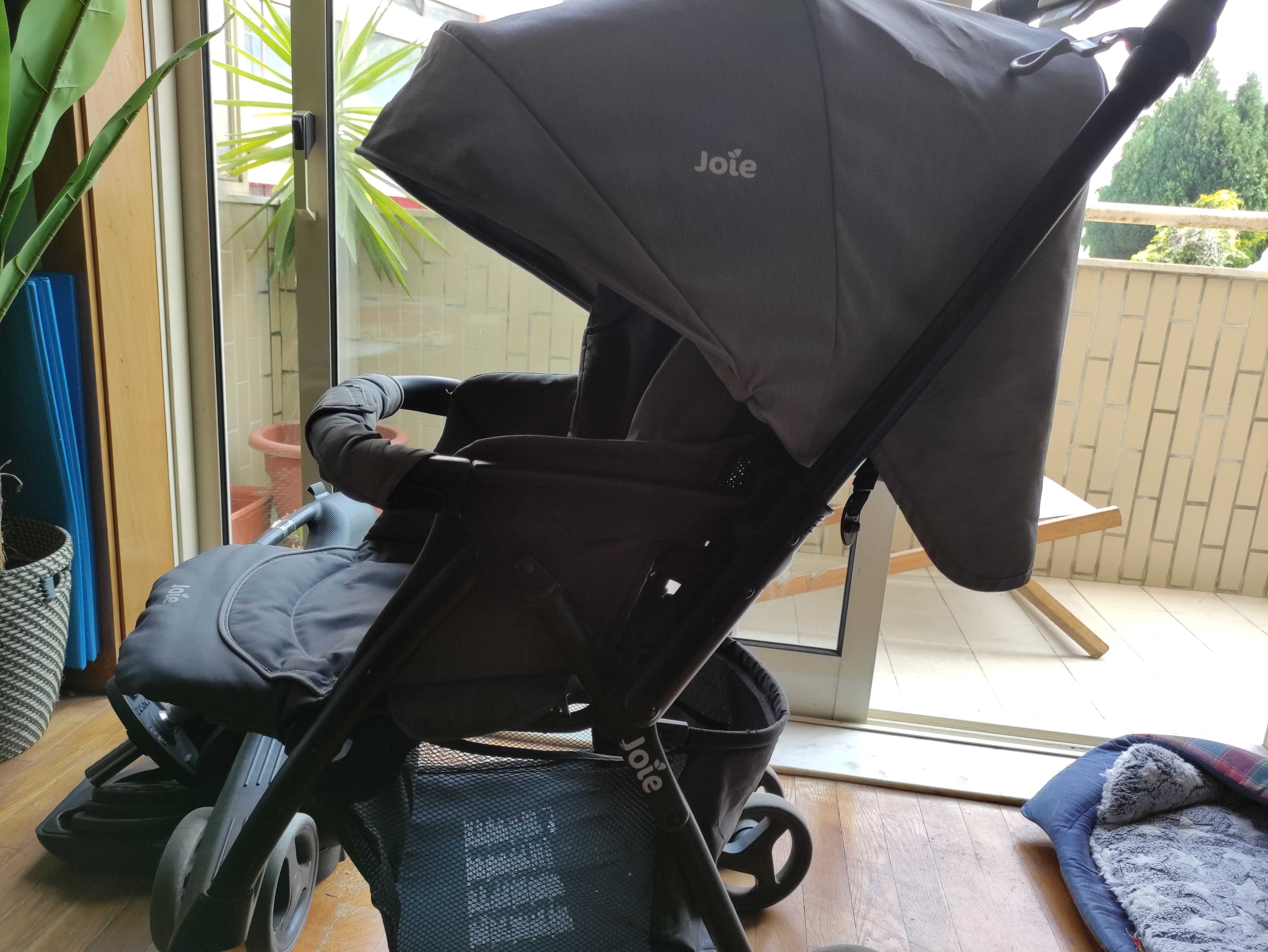 Carro de passeio Joie