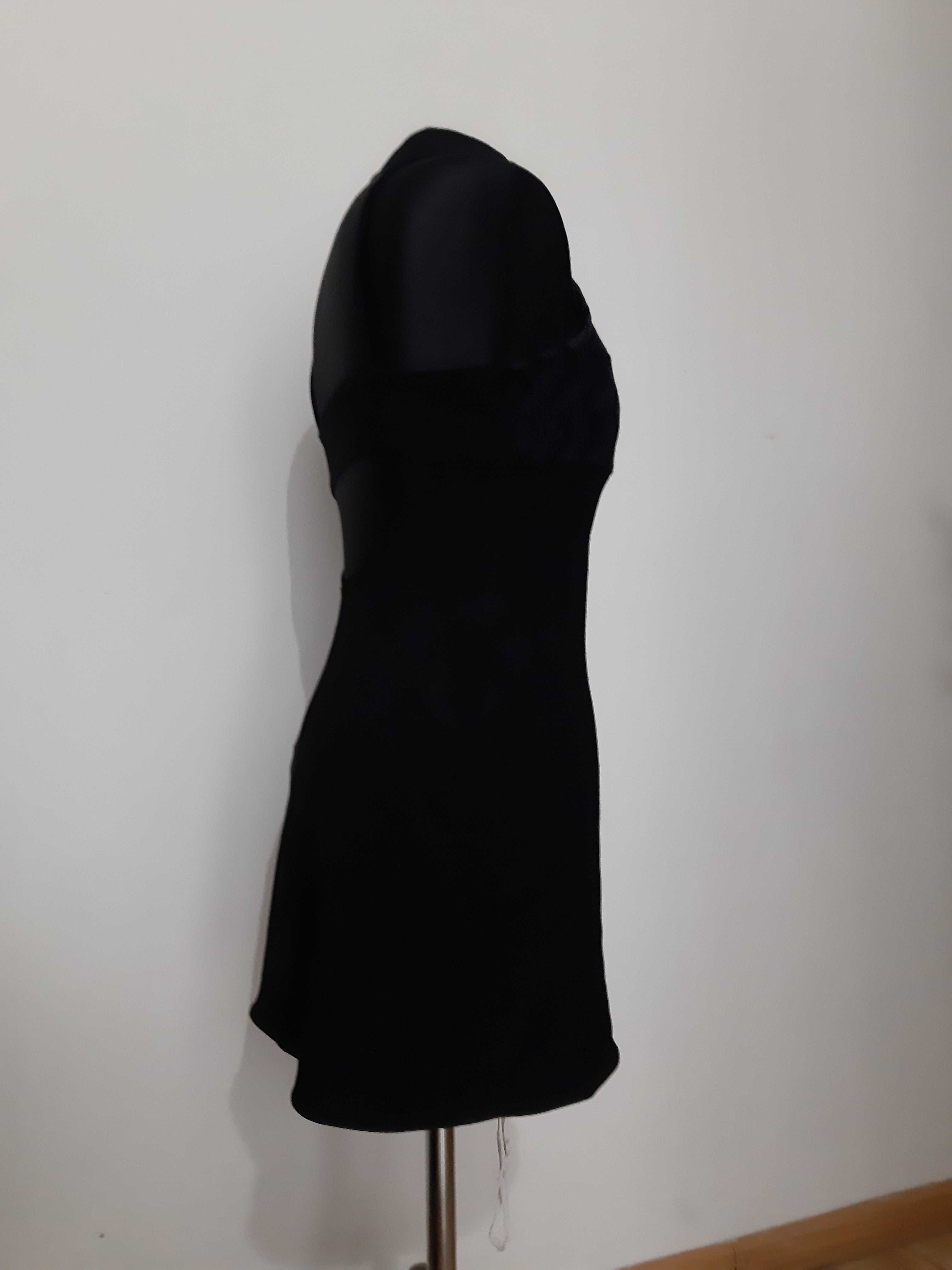 Mała czarna - świetna sukienka rozmiar XS