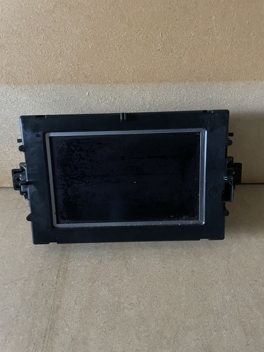 Wyswietlacz ekran Radia Navi Mercedes E klasa w207 w212 cls w218