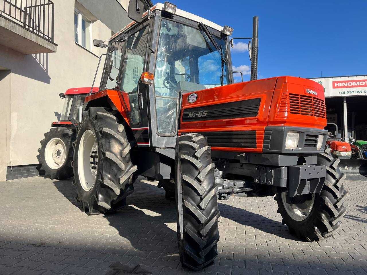 Kubota M1 - 65 Японський трактор