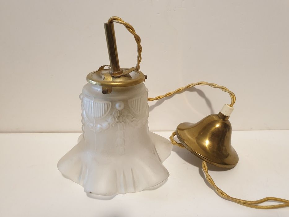 Lindo antigo candeeiro de tecto  Arte Nova