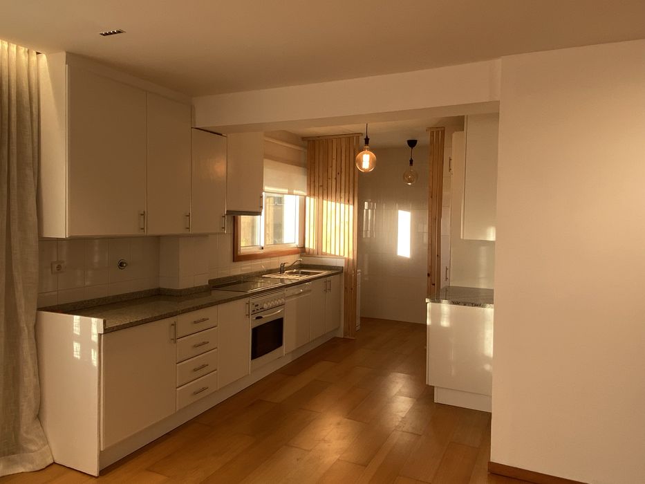 Apartamento T1 R/c  1 Linha do Mar em condomínio fechado