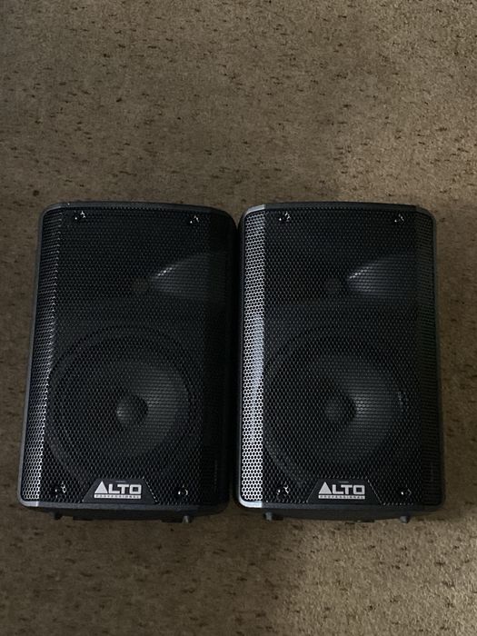 Par de Colunas 600w (300w cada) NOVO!