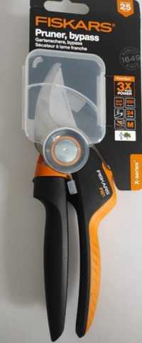 Sekator Fiskars P921