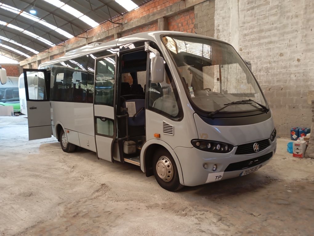 Mini Bus Iveco 3.0 180cv (Marcopolo)