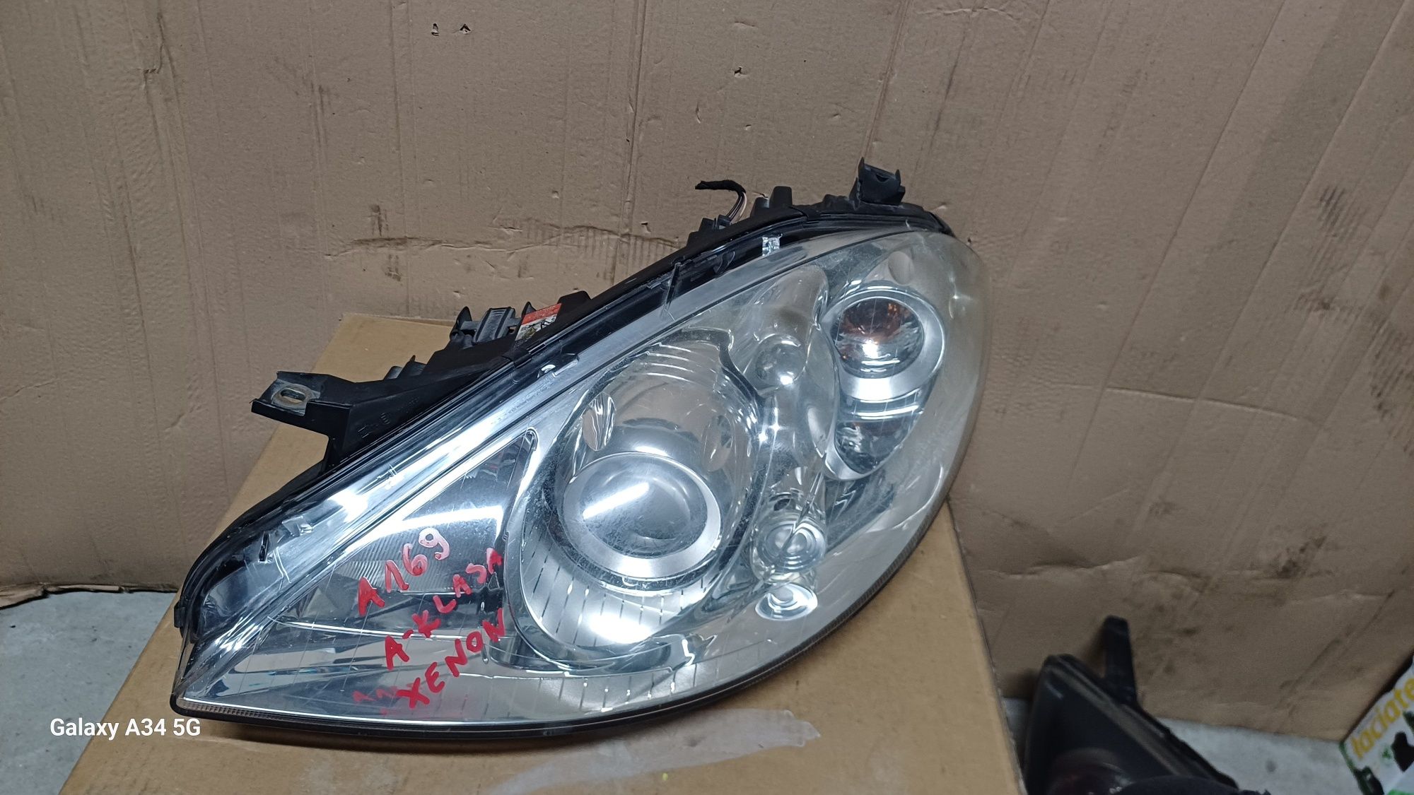 Lampa lewa xenon a-klasa a169