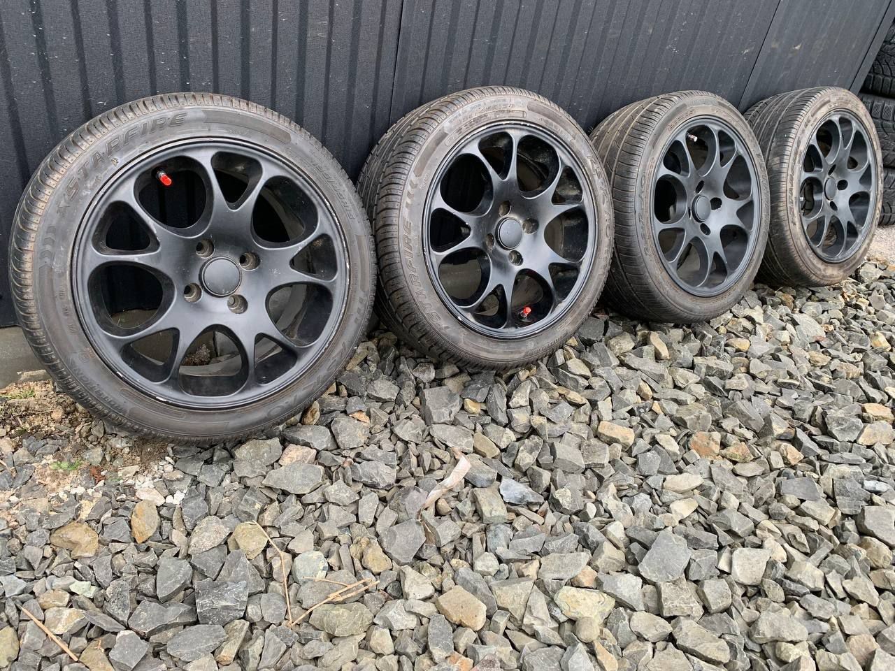 15×4×100(195/45/15)