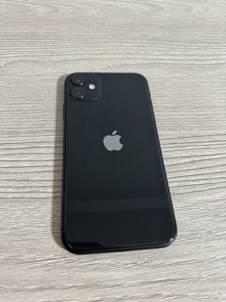 Продам iPhone 11 64gb