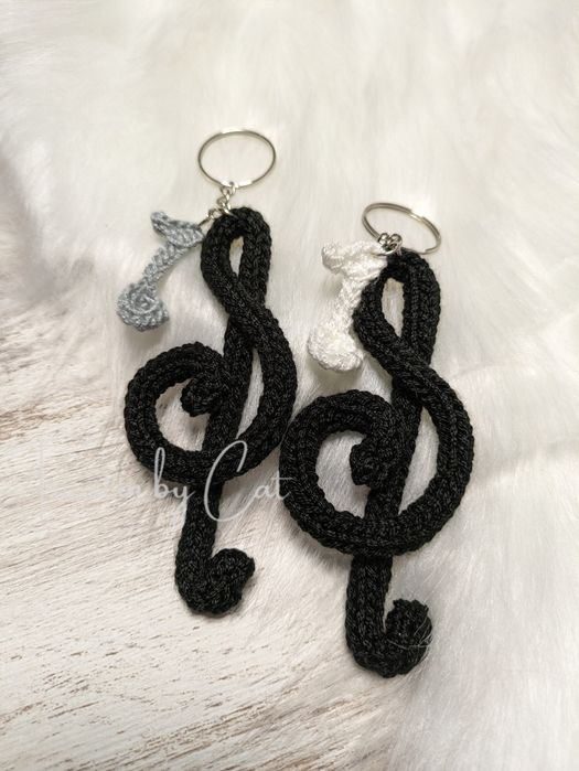 Porta-chaves em tricotin