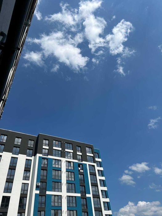 Продаж  3 кімнатної квартири на Бамі