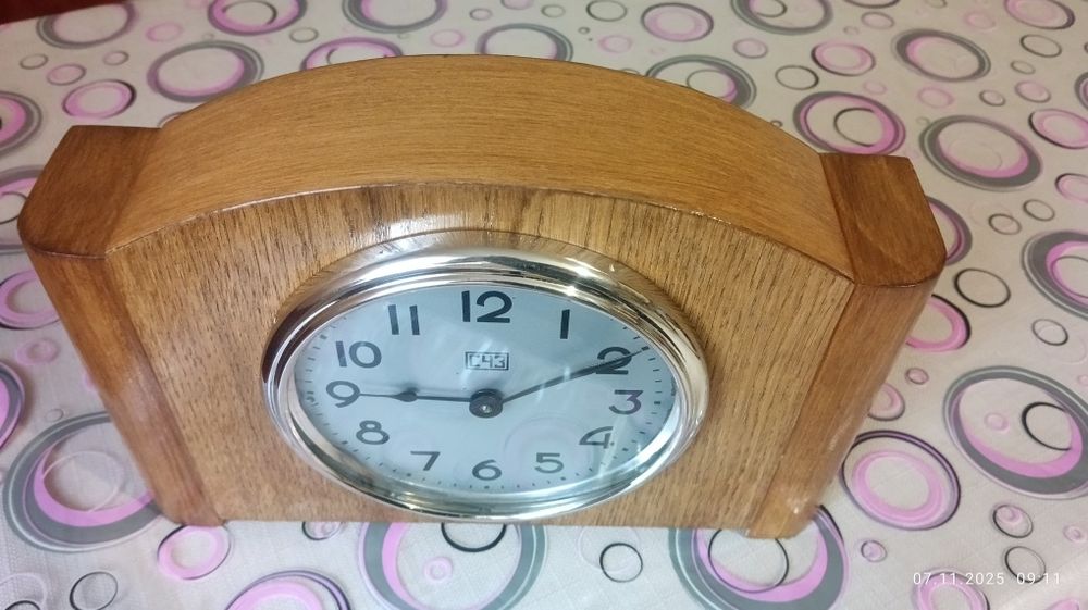 Годинник СЧЗ настільний, дерев'яний корпус 55р.в.