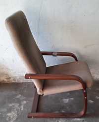 Fotel Kolor jasny brązowy