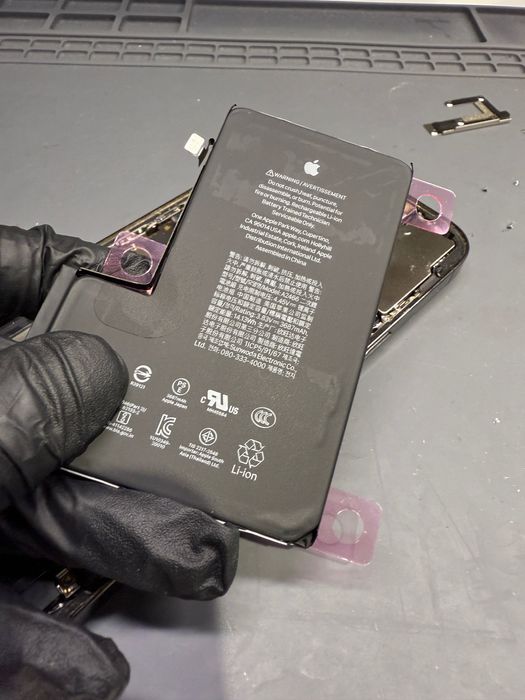 Naprawa Serwis Wymiana Szybki Baterii iPhone iPad Watch MacBook