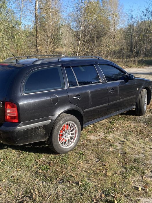 Продам Skoda Octavia Tour