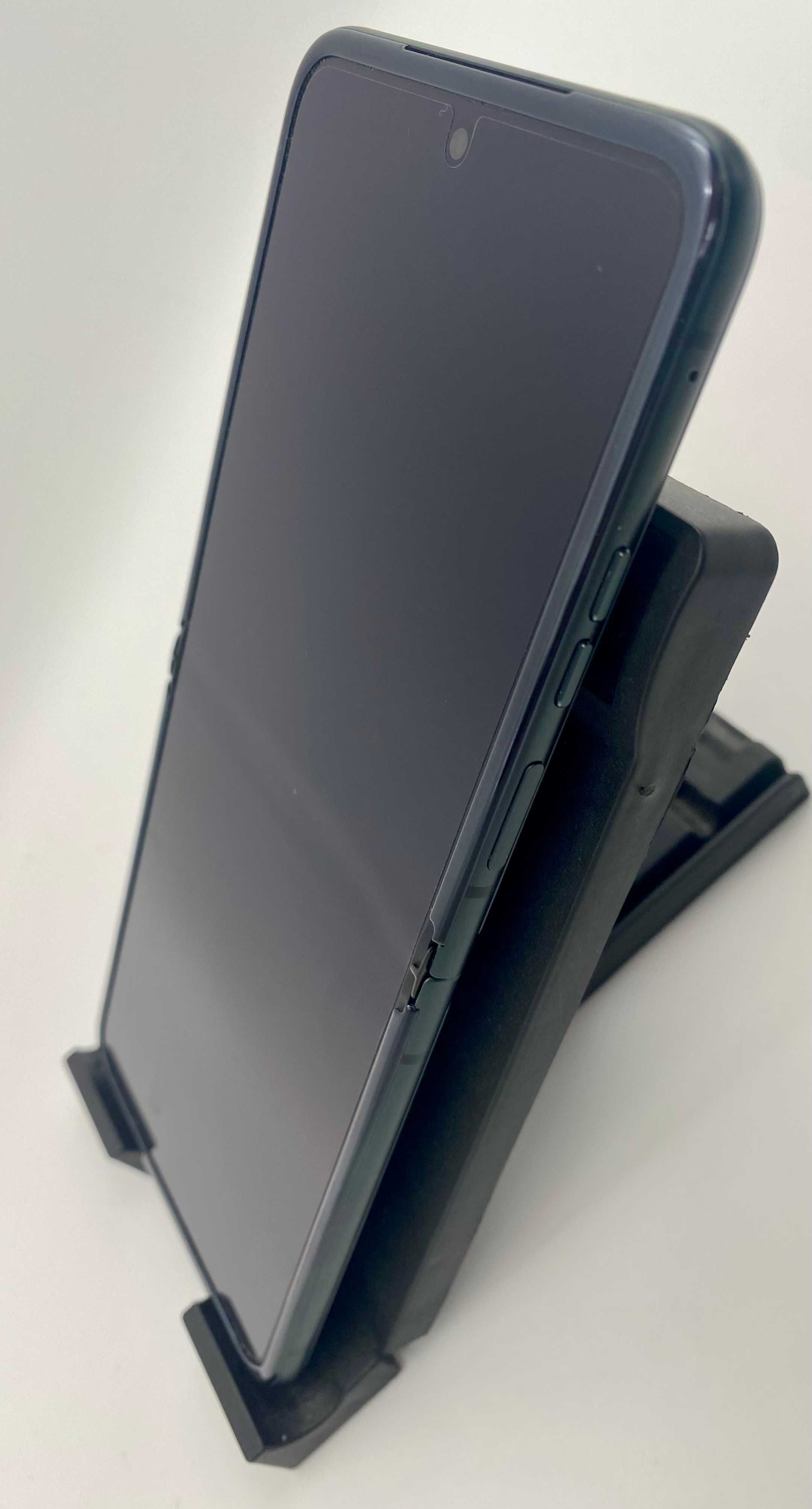 Смартфон Motorola Razr 40 256Gb (92258)