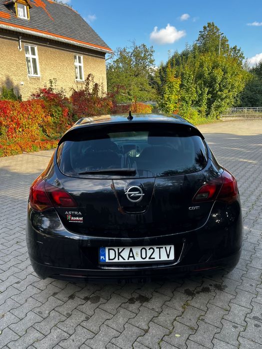 Opel Astra J OPC Line