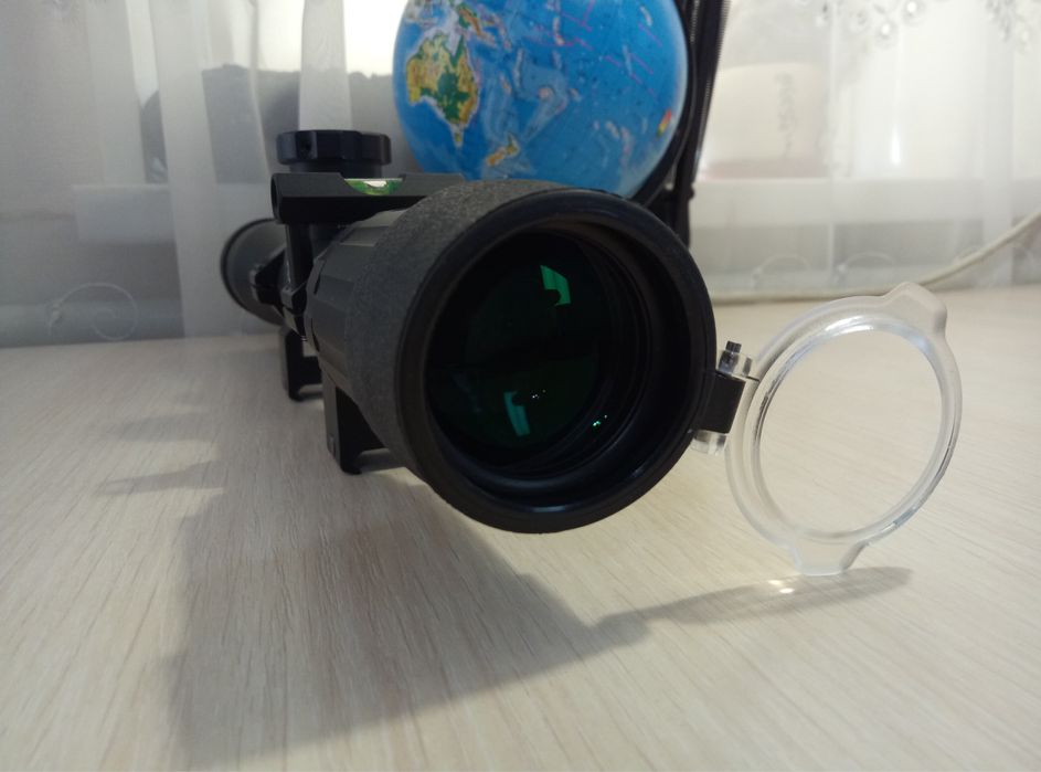 приціл SWFA 10x42SS японія